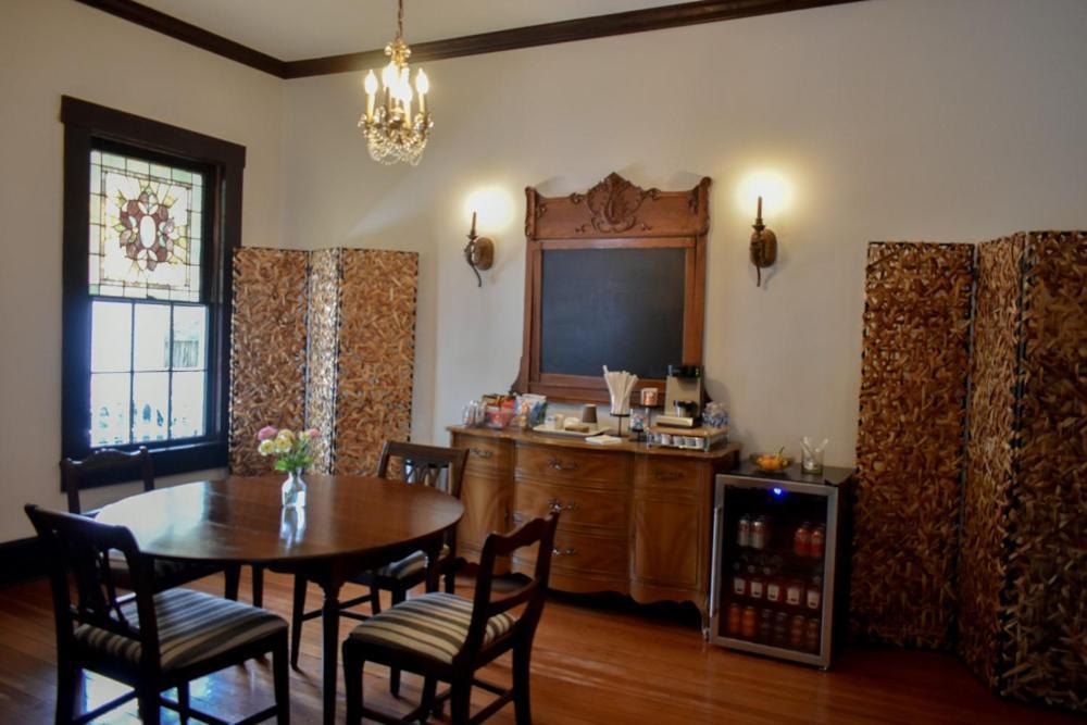 מונרו Sparrow Grove Manor מראה חיצוני תמונה